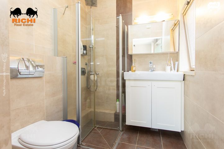 גג/ פנטהאוז, כיכר היינריך היינה, מרכז הכרמל, חיפה