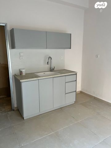 דירה, השומר 32, יל"ג, חיפה