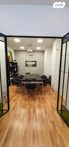 משרדים, כפר סבא