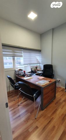 משרדים, כפר סבא