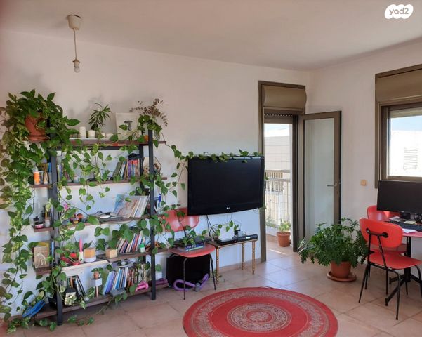 דירה, נחלת בנימין, פלורנטין, תל אביב יפו