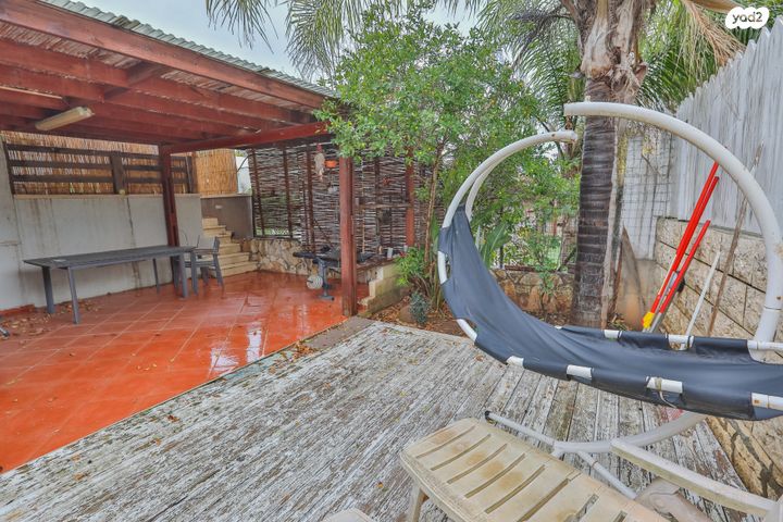 דו משפחתי, הגליל 13, רובע ג', אריאל