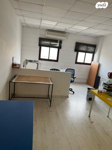 משרדים, מב"ת מערב, אזור תעשייה חדש, ראשון לציון