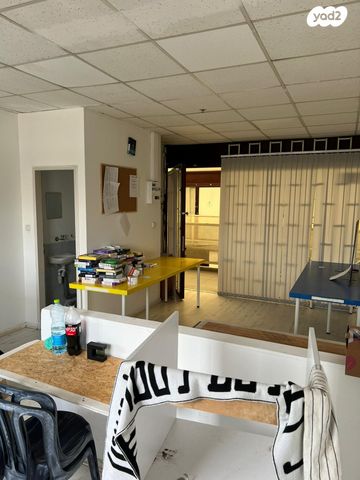 משרדים, מב"ת מערב, אזור תעשייה חדש, ראשון לציון