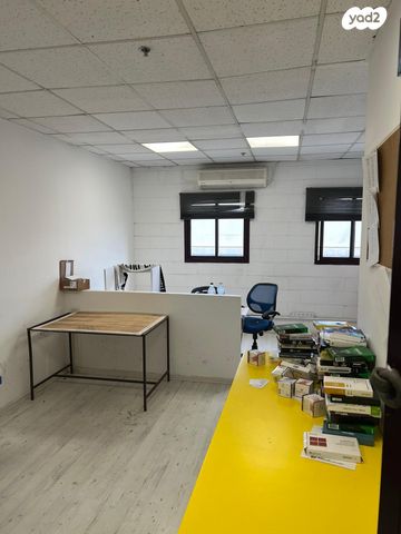 משרדים, מב"ת מערב, אזור תעשייה חדש, ראשון לציון