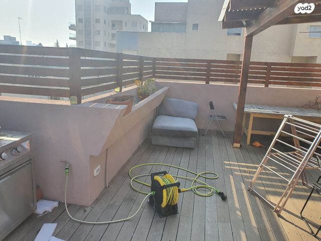 דופלקס, ז'בוטינסקי, ארלוזורוב, גבעתיים