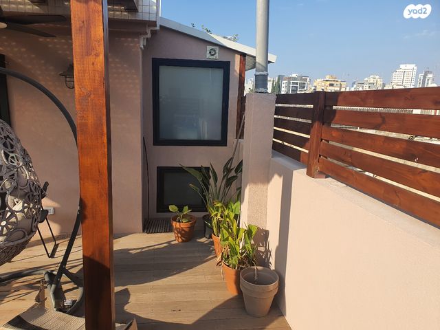 דופלקס, ז'בוטינסקי, ארלוזורוב, גבעתיים