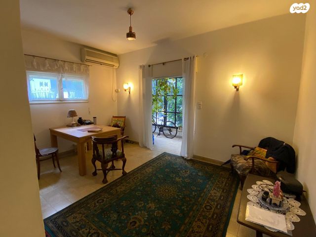 דירה, כיכר הבימה, תל אביב יפו