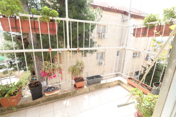 דירה, הפסגה, ירושלים