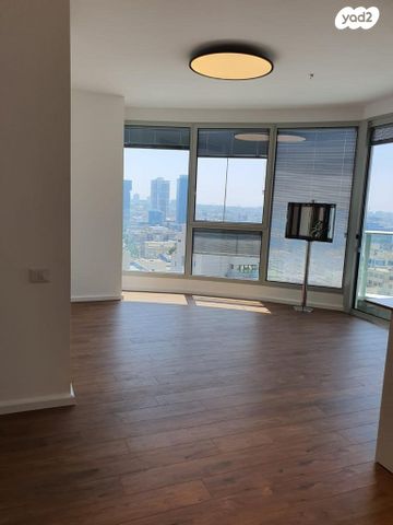 החשמונאים 100