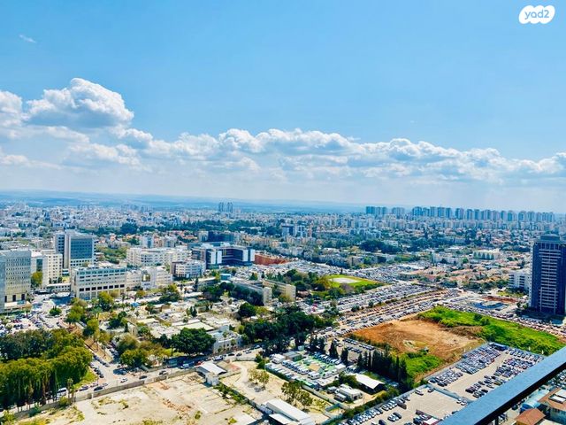 משרדים, פתח תקווה