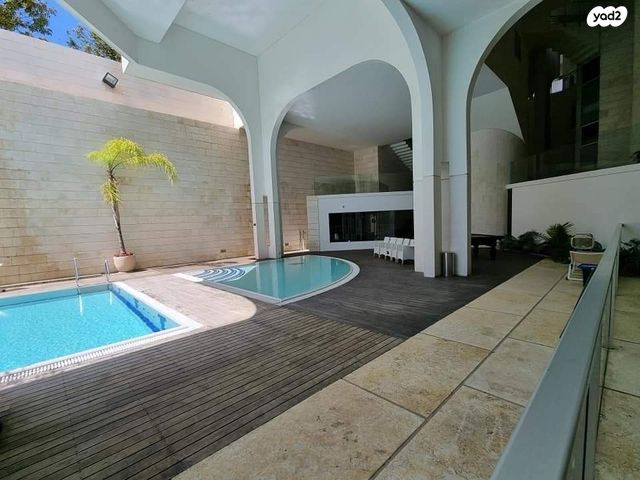 דופלקס, אלכסנדר סשה ארגוב 31, המשתלה, תל אביב יפו