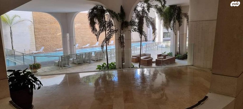 דופלקס, אלכסנדר סשה ארגוב 31, המשתלה, תל אביב יפו