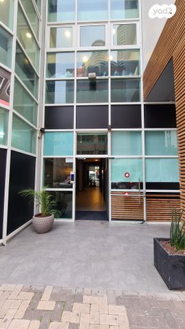 משרדים, התעשייה, מונטיפיורי, הרכבת, תל אביב יפו