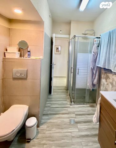 דירה, חנה סנש, חיפה