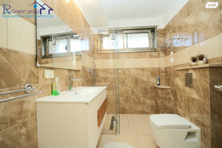 בית פרטי/ קוטג', פרדריך הרמן קיש, צפון מזרח מרכז העיר, נתניה