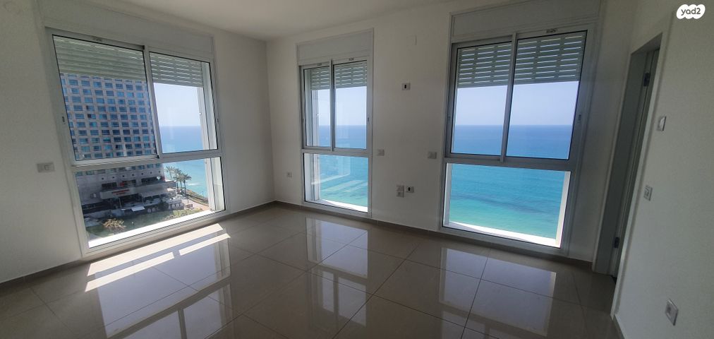 דירה, שדרות בן גוריון 2, נוף הטיילת, נתניה