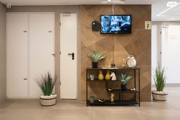 דירה, רקפת 20, הפרחים, חריש