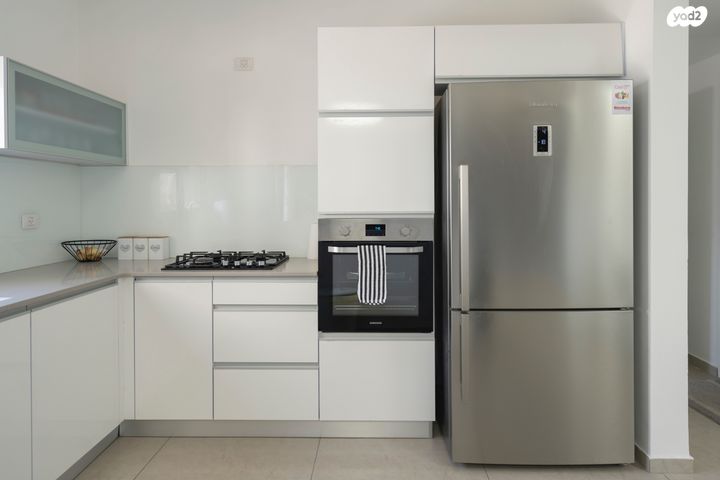 דירה, רקפת 20, הפרחים, חריש