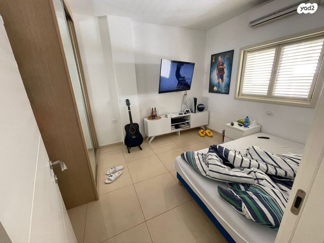 גג/ פנטהאוז, יעקב פנחסי 10, עין גנים, פתח תקווה