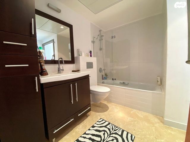 גג/ פנטהאוז, איינשטיין, הרצליה פיתוח, הרצליה