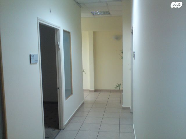 משרדים, דרך מנחם בגין 23, בורסה, רמת גן