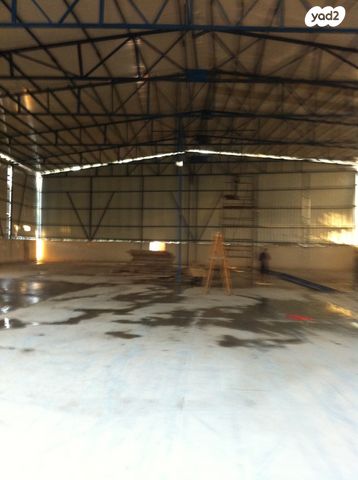 מבני תעשיה, פתח תקווה