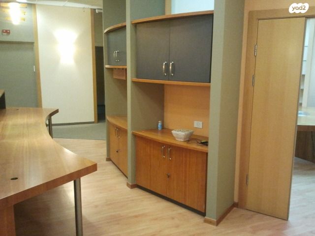 משרדים, תובל, בורסה, רמת גן