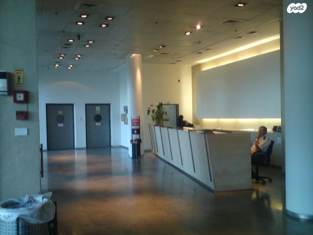 משרדים, דרך מנחם בגין 23, בורסה, רמת גן