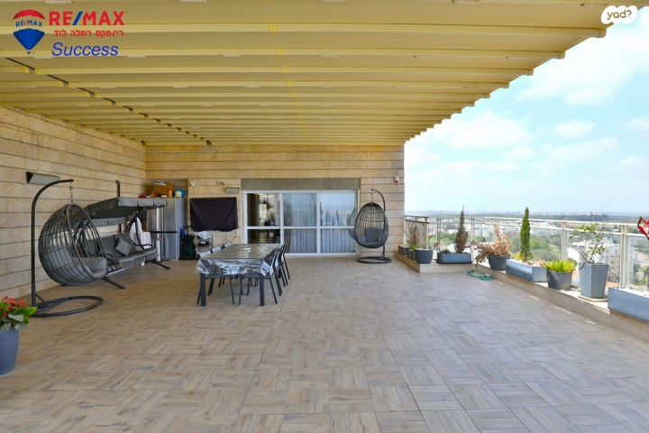 גג/ פנטהאוז, זמיר 1, קרית מנחם בגין, רמלה
