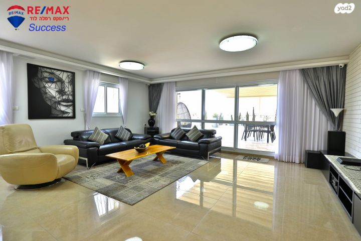 גג/ פנטהאוז, זמיר 1, קרית מנחם בגין, רמלה