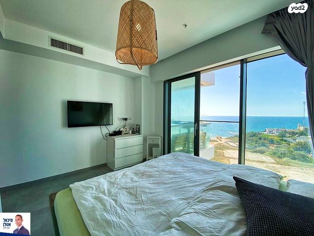 דירה, שדרות רחבעם זאבי 1, גבעת אולגה, חדרה