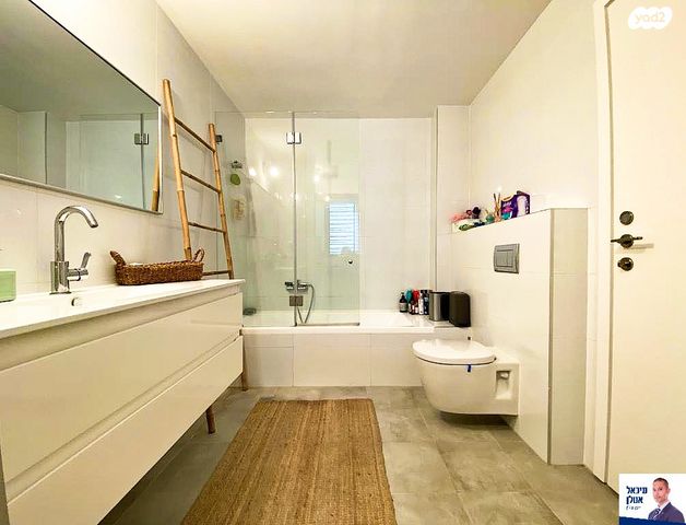 דירה, שדרות רחבעם זאבי 1, גבעת אולגה, חדרה