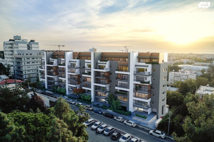 גג/ פנטהאוז, גונן, תל חיים, תל אביב יפו