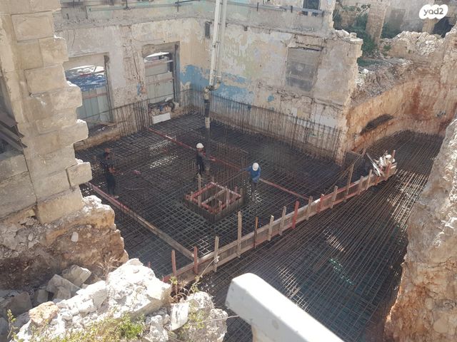 דירה, שיבת ציון 52, העיר התחתית, ואדי סאליב, חיפה