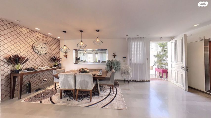 דירת גן, מרגוע, עג'מי, גבעת העליה, תל אביב יפו