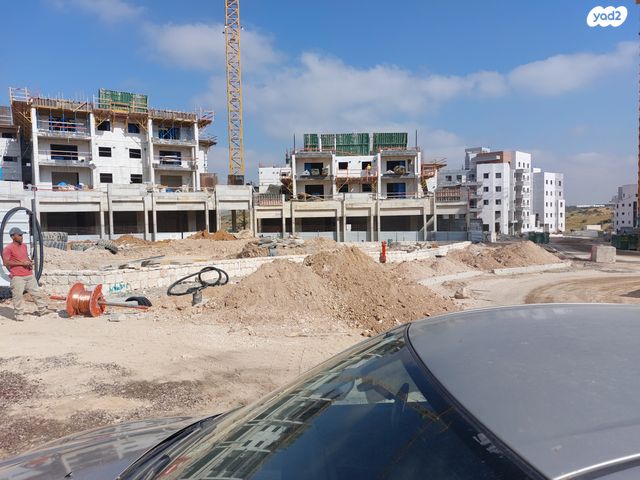 חנויות/ שטח מסחרי