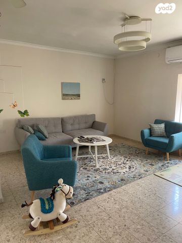 בית פרטי/ קוטג', שאר העיר, עומר