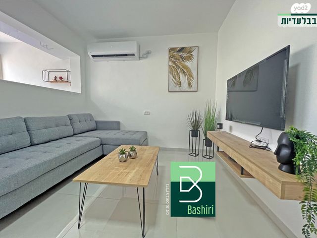 דירה, יוסף שפרינצק, קרית שמונה