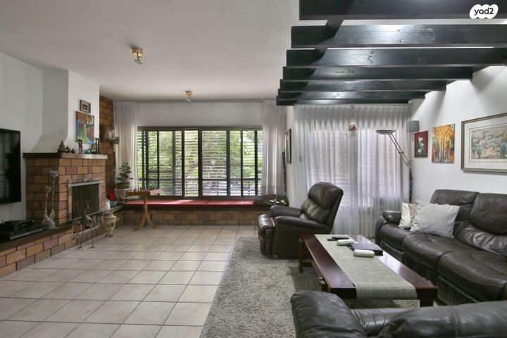 טריפלקס, המעפיל, קרית ביאליק