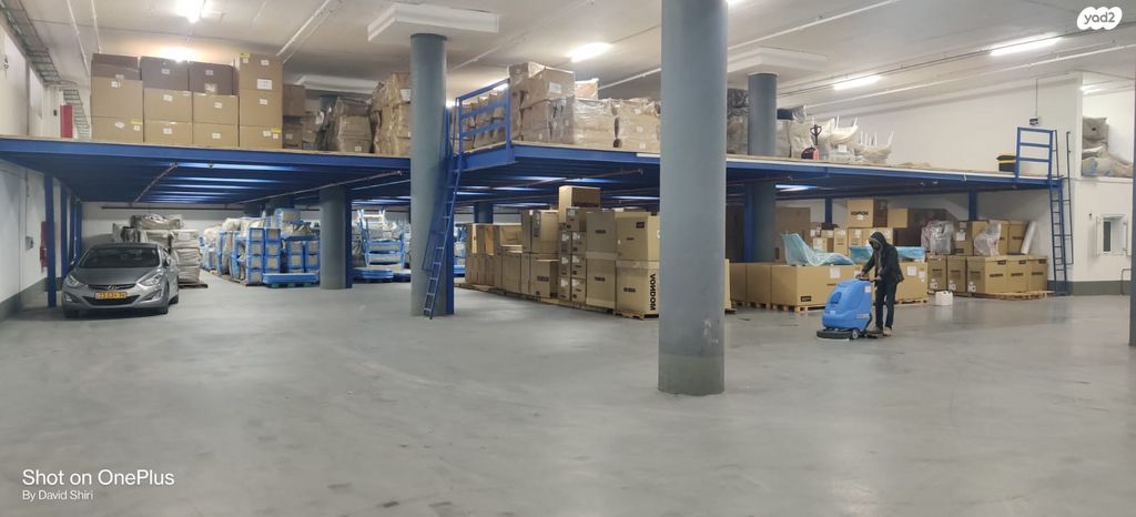 מבני תעשיה, דרך החורש, שאר העיר, שוהם