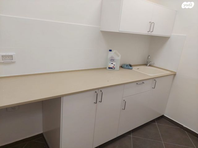 משרדים, שדרות שז"ר, שכונה ג', באר שבע