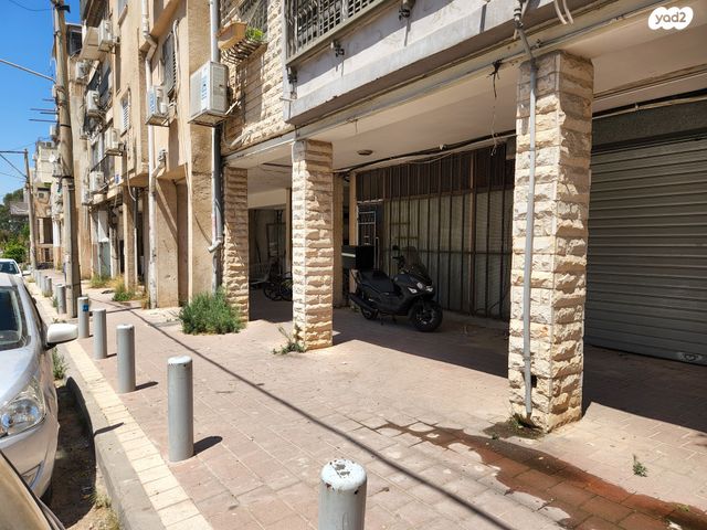 מחסנים, גני גד 4, גני גד, בני ברק