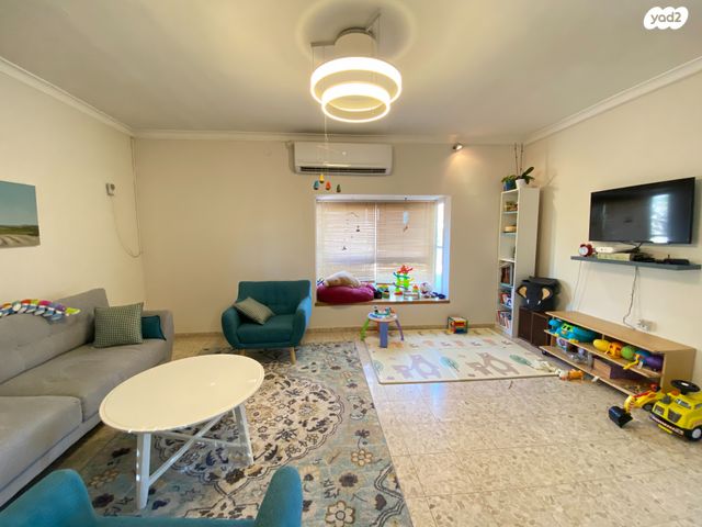 בית פרטי/ קוטג', עומר