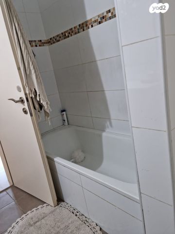 דירה, העצמאות, הרצליה