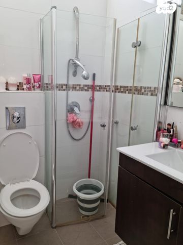 דירה, העצמאות, הרצליה