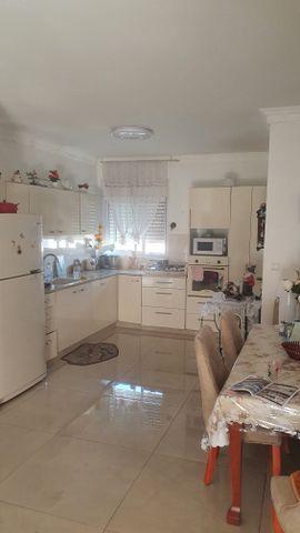 הרב יצחק נסים 
