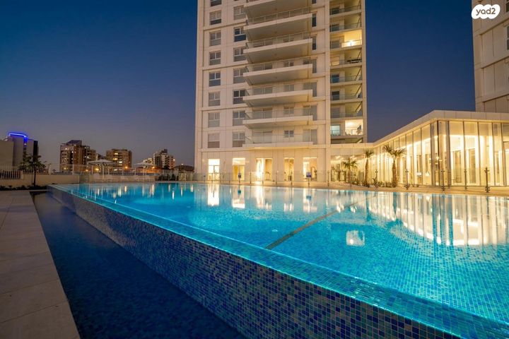 שדרות רחבעם זאבי 11