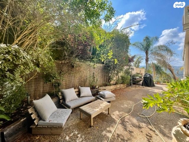 דו משפחתי, שארית הפליטה, הוד הכרמל, דניה, חיפה