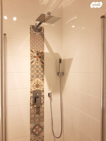 דירה, מעלה הגיבורים, בן דור, נשר